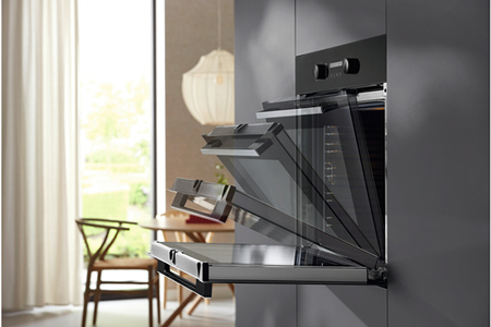 Four encastrable Miele H 2767 BP